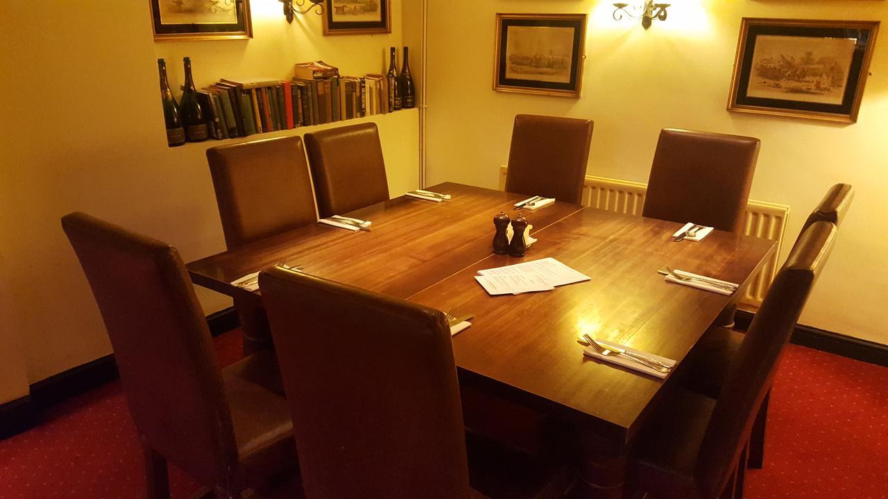 Готель The Carpenters Arms Pensford Екстер'єр фото